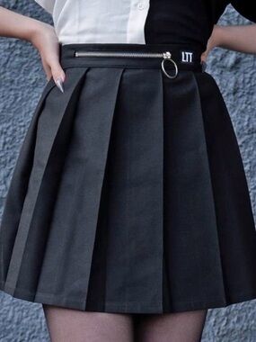 Love Too True black pleated skirt
